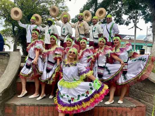 Valle del Cauca fortalece el folclor y la tradición con Encuentro Folclórico y Cultural del Magisterio