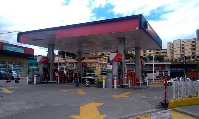 Descartan, por ahora, el racionamiento de combustible en pasto