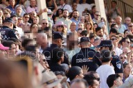 Policía interviene y expulsa a un espectador de la Plaza de Toros de Albacete