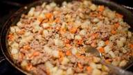 ¡Cuida tu bolsillo! Prepara 10 guisados económicos para la Noche Mexicana
