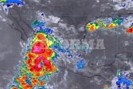 Se forma la tormenta 'Lorena' frente a costas de Colima