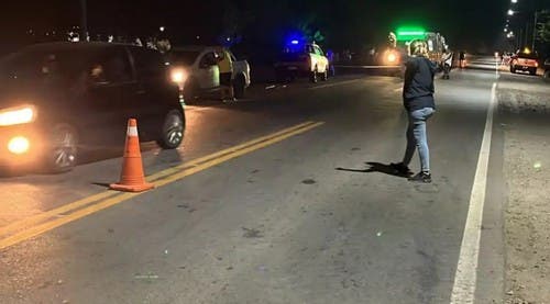 Aprehendieron al comisionado de El Cercado: atropelló a una mujer que iba en bicicleta y se dio a fuga