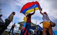 Juez bloquea fin del TPS para inmigrantes; acusa a Noem abuso de autoridad, su decisión es "arbitraria y caprichosa"