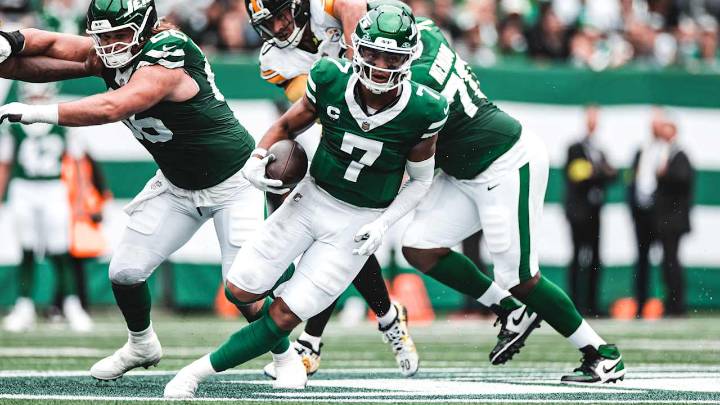 Jets QB Justin Fields: 'A Lot of Fight From Our Team'
