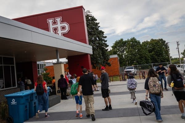 St. Paul schools focus on safe, welcoming start