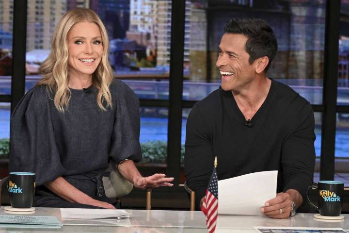 Kelly Ripa Marks 25 Seasons on 'Live,' Recalls Favorite Moments (Exclusive)