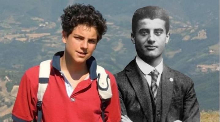 Carlo Acutis y Pier Giorgio Frassati proclamados santos (+Video) 7 de septiembre de 2025 | Internacional En presencia de unas 70 mil personas en la plaza de San Pedro del Vaticano, el Papa León XIV ce