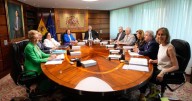 El Constitucional paraliza todos los recursos de la amnistía hasta resolver las recusaciones de Puigdemont