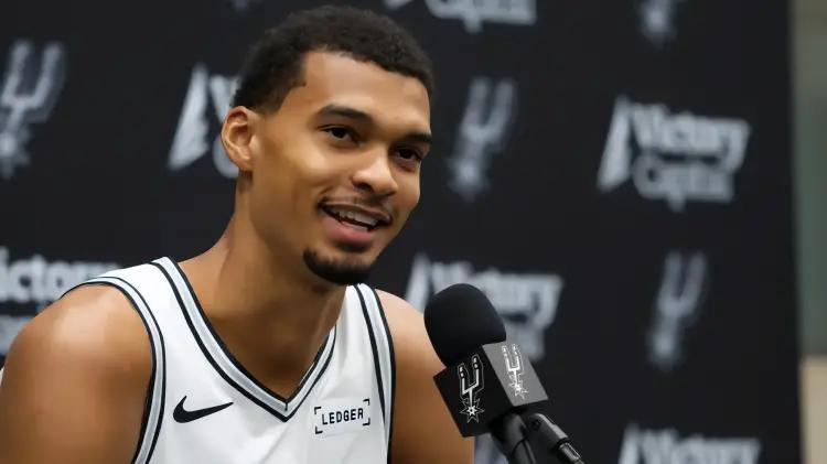Lesiones en la NBA: Wembanyama supera trombosis, Tatum e Irving en recuperación