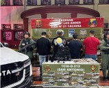 Cuatro hombres cruzaron frontera con 20 mil dólares falsos, armas y tusi