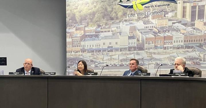 Hickory City Council OK's annexation of 25 acres. Mid-$400,000s home development coming