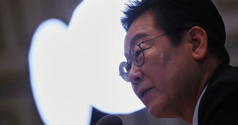 S Korea can't pay $US350b to US for tariff deal: aide