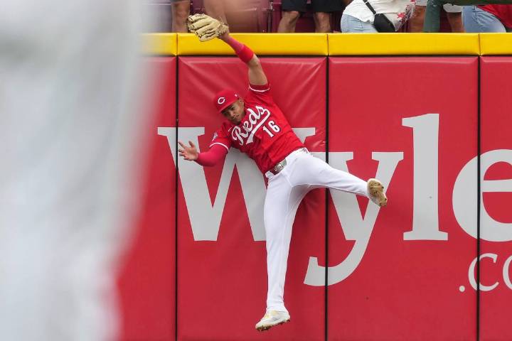 Reds vs. Pirates: Noelvi Marte's home run robbery lifts Cincinnati