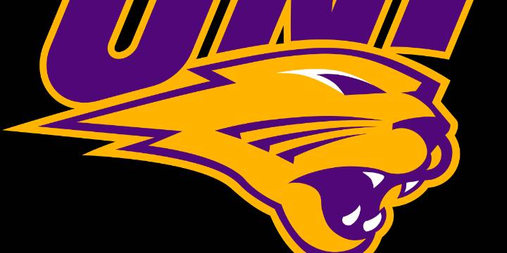 Northern Iowa suffers first loss of the season, falling to Wyoming 31