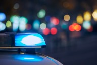 POLICIA BUSCA POR FUGITIVO QUE ACUCHILLO A VARIOS EN CHAMPLIN