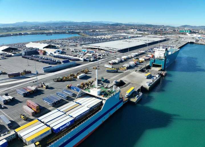 La mesa de contratación de la APS propone adjudicar el acondicionamiento del muelle de Raos 8 a Aceinsa por 1,8 millones