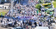 Marchan miles de ciudadanos en Culiacán para exigir el cese de la narcoviolencia