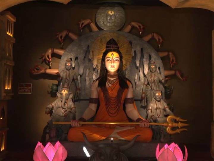 Kolkata's Durga Puja Pandal showcases stunning silicon idol