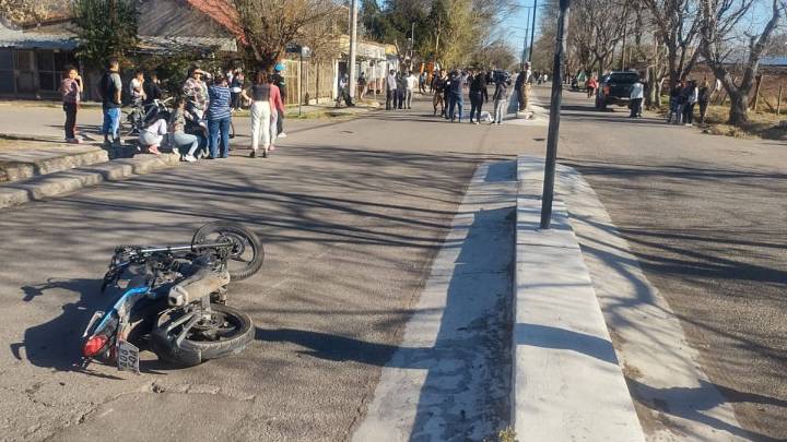 Murió un motociclista de 17 años en San Rafael tras chocar en un bulevar