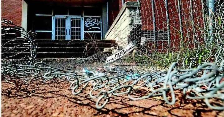 SHUTTERED BUILDINGS MAY NOT SAVE ENOUGH