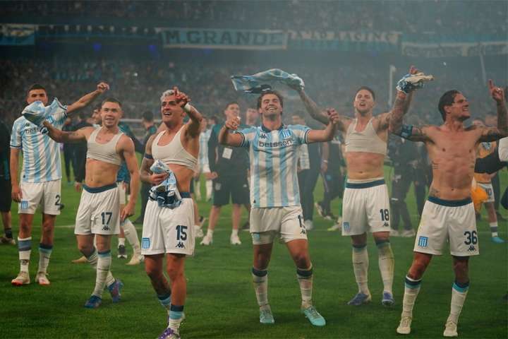 Conmebol confirmó cuándo jugarán Racing por la Libertadores y Lanús por la Sudamericana