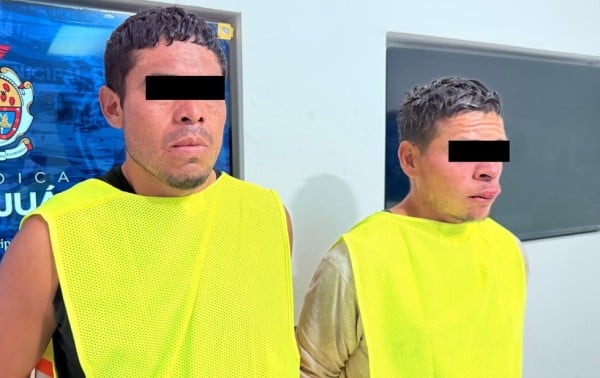 Balean a uno durante asalto a tienda