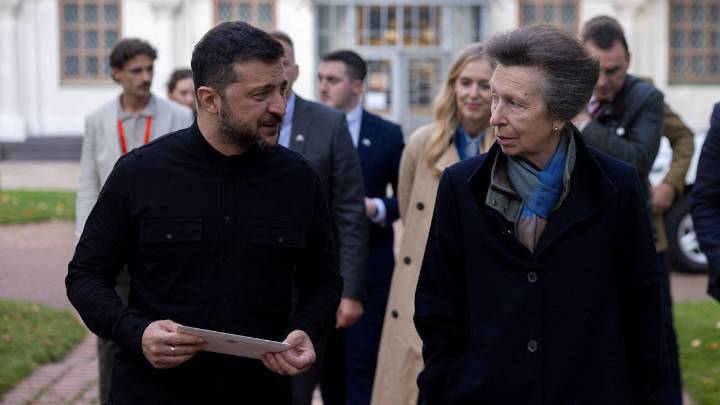 Princess Anne's incredibly poignant gesture during surprise Ukraine trip