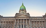 El Senado aprobó la modificación del régimen que regula los DNU