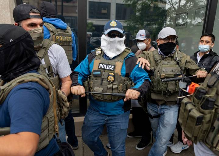 Evanston to ban masks on ICE, other federal agents
