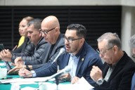 Aprueba Comisión de Salud iniciativa para multar con 226 mil pesos venta de energizantes a menores