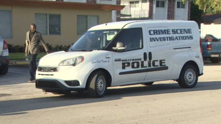 Woman hospitalized after argument in Hollywood neighborhood leads to shooting