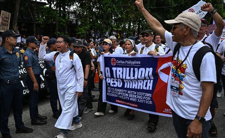 Why Floods Are Bringing Filipino Protesters to the Streets