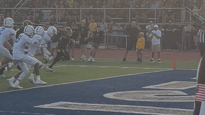 Watch: Moeller leads St. Xavier at halftime after Jack Mallabar's 47
