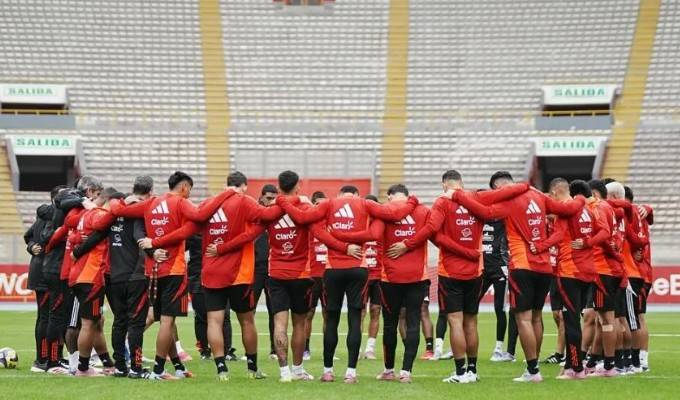 Perú vs. Paraguay: conoce el once que usará Óscar Ibáñez para despedirse de las Eliminatorias 2026