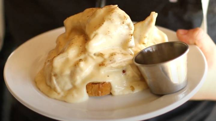 This Vintage Diner Staple Was A Pittsburgh Favorite, But Now It's Hard To Find