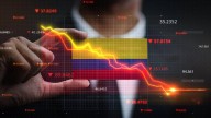 Crecimiento económico en Colombia repuntó en julio pero sigue siendo desparejo. ¿Cómo hacerlo sostenible?