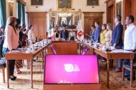 Toluca agilizará trámites de divorcio para personas violentadas y condona pagos a artesanos del alfeñique