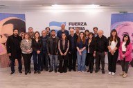 Candidatos del peronismo se reúnen para delinear campaña electoral