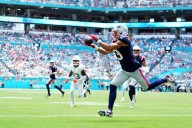 No 'D' in Dolphins: Miami's foes have scored on all 10 drives this season