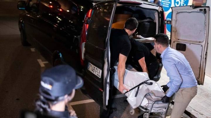 Asesinada una mujer de un fuerte golpe en la cabeza al abrir la puerta de su casa