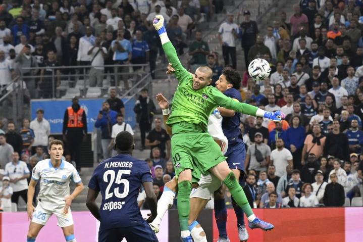 Chevalier blunder raises more doubts about whether PSG should have sold Donnarumma