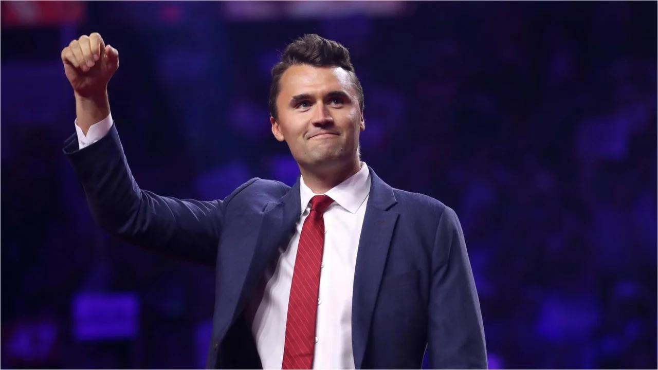 Charlie Kirk, activista aliado de Trump, en estado crítico tras ser baleado en un evento universitario en Utah