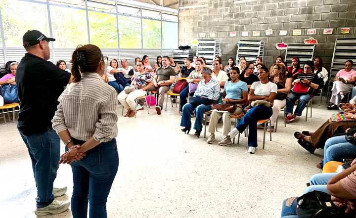 Encuentro académico busca potenciar estrategias pedagógicas en las aulas de Buga
