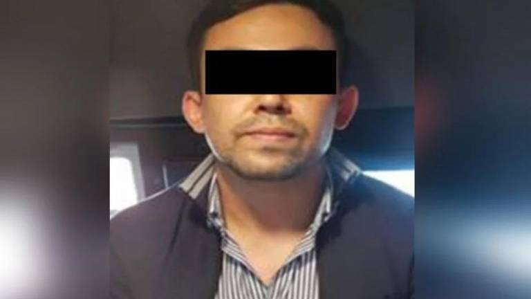 Detienen en el AICM al presunto principal operador financiero de ‘El Mencho’