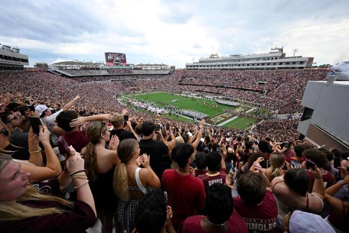 Florida State linebacker in intensive care after being shot