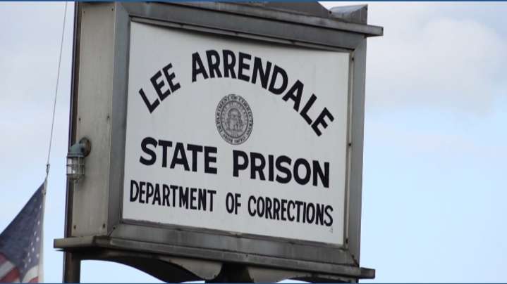 Women found dead, body decaying, in Georgia state prison cell