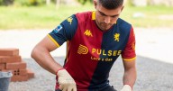 Johan Vásquez renueva con Genoa en medio de polémica por 'La muralla'