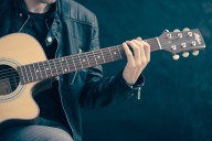 Country music icon who played with Waylon Jennings for decades dead at 63: ‘He’s no longer in pain’