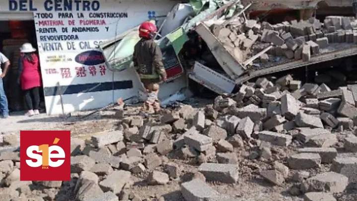 Camión se estrella contra ciber y vivienda en Almoloya: tragedia en la comunidad