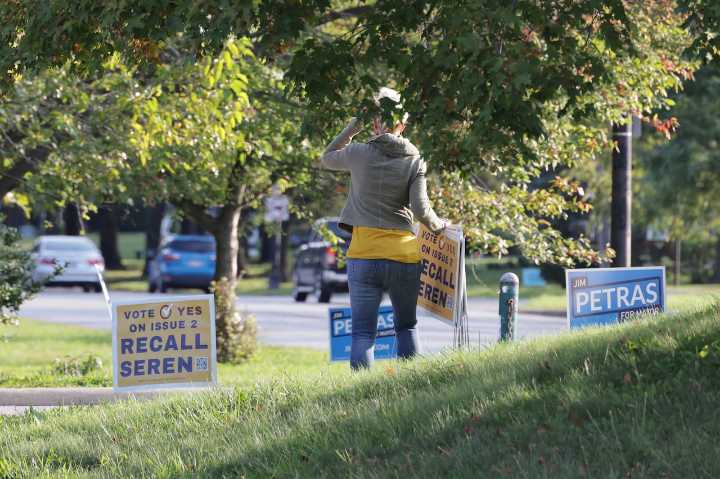 Two city council members hold early lead in Cleveland Heights mayoral primary